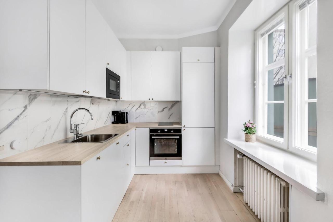 Wehost Modern Scandinavian Studio In Trendy Kallio Helsinki Exterior foto