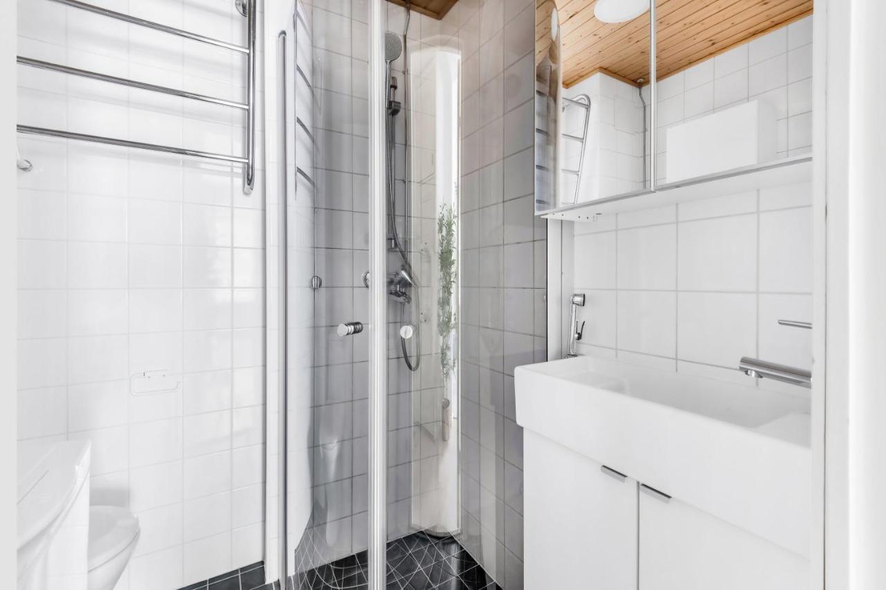 Wehost Modern Scandinavian Studio In Trendy Kallio Helsinki Exterior foto