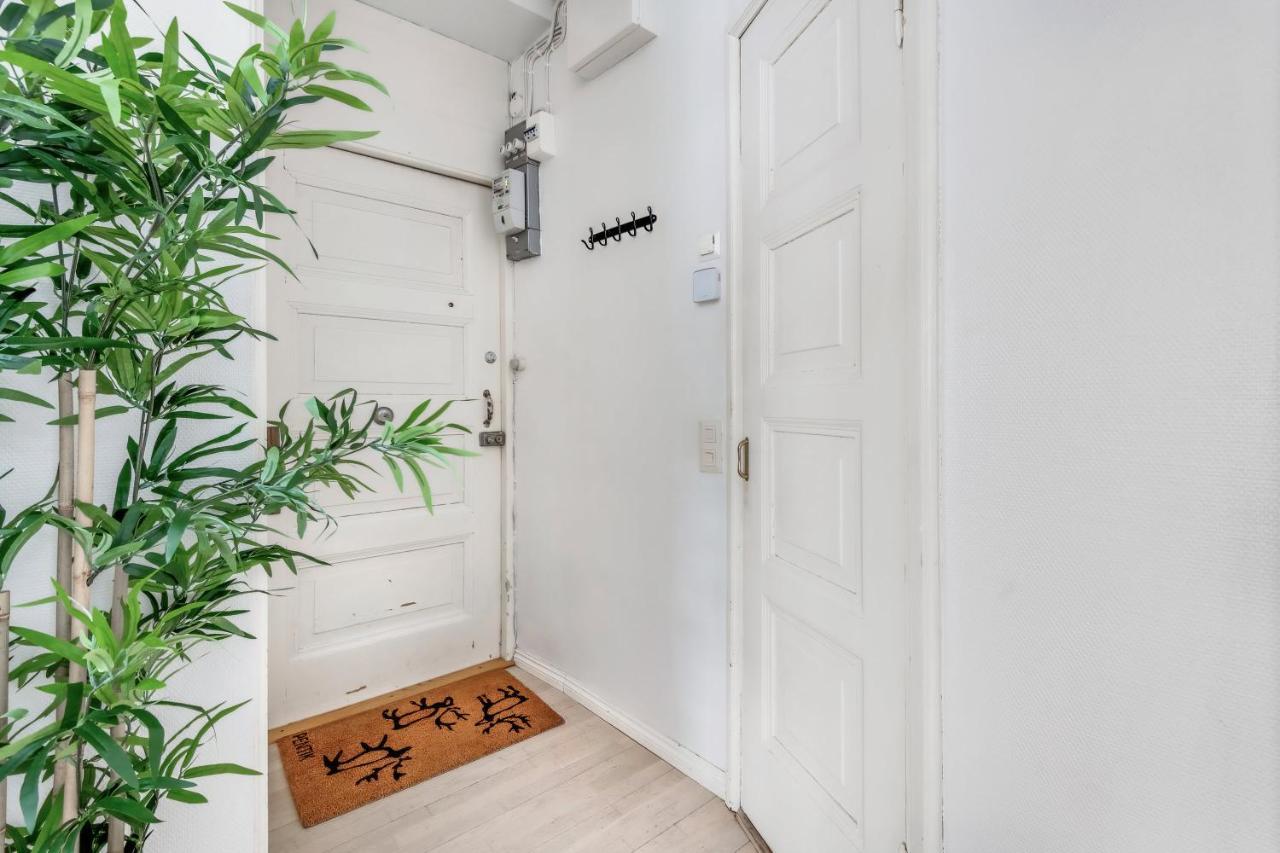 Wehost Modern Scandinavian Studio In Trendy Kallio Helsinki Exterior foto